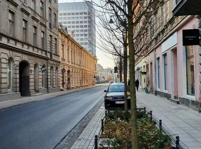 Rzut Beretem Od Piotrkowskiej / A Stone's Throw From Piotrkowska